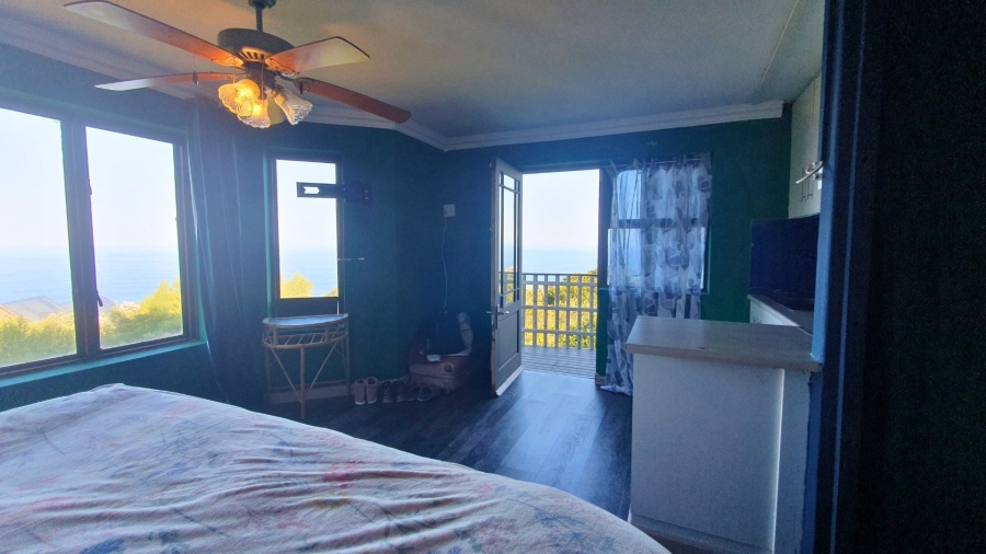 5 Bedroom Property for Sale in Herolds Bay Western Cape